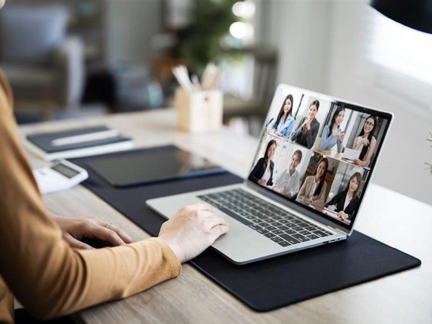 Blogpost-yourhostinglogo-1 2