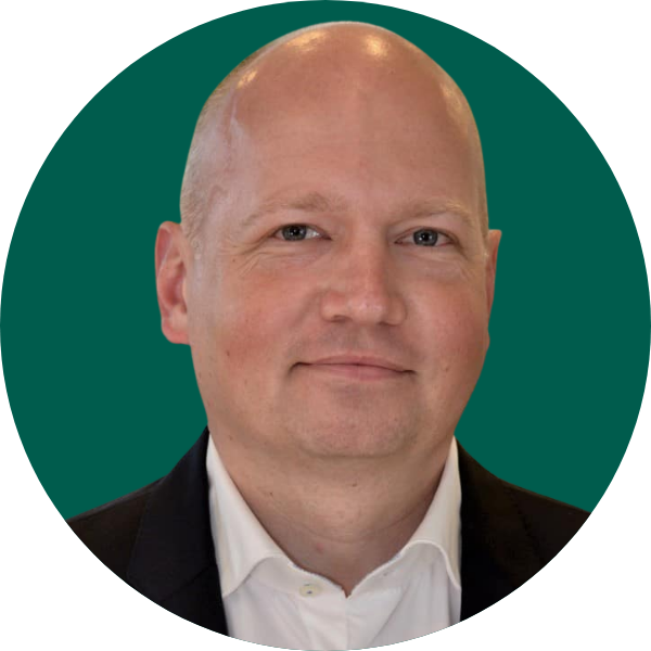 Partner team photos (10)